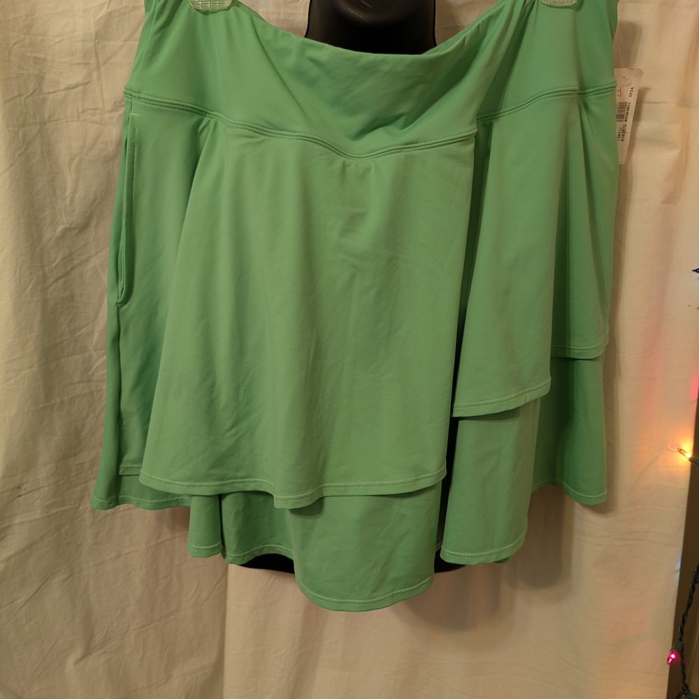 Lands End UPF 50 Tulip Hem Women's Swim Skort SZ Large evergreen Color
